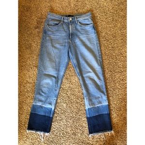 3x1 high rise light washed mom jeans 👖